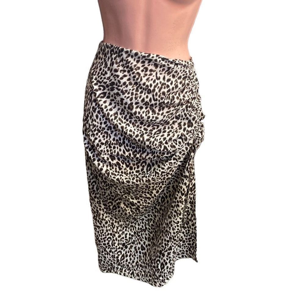 VERY J Ruched Animal Print Midi Skirt Size Large  Hand Measures Smaller‎